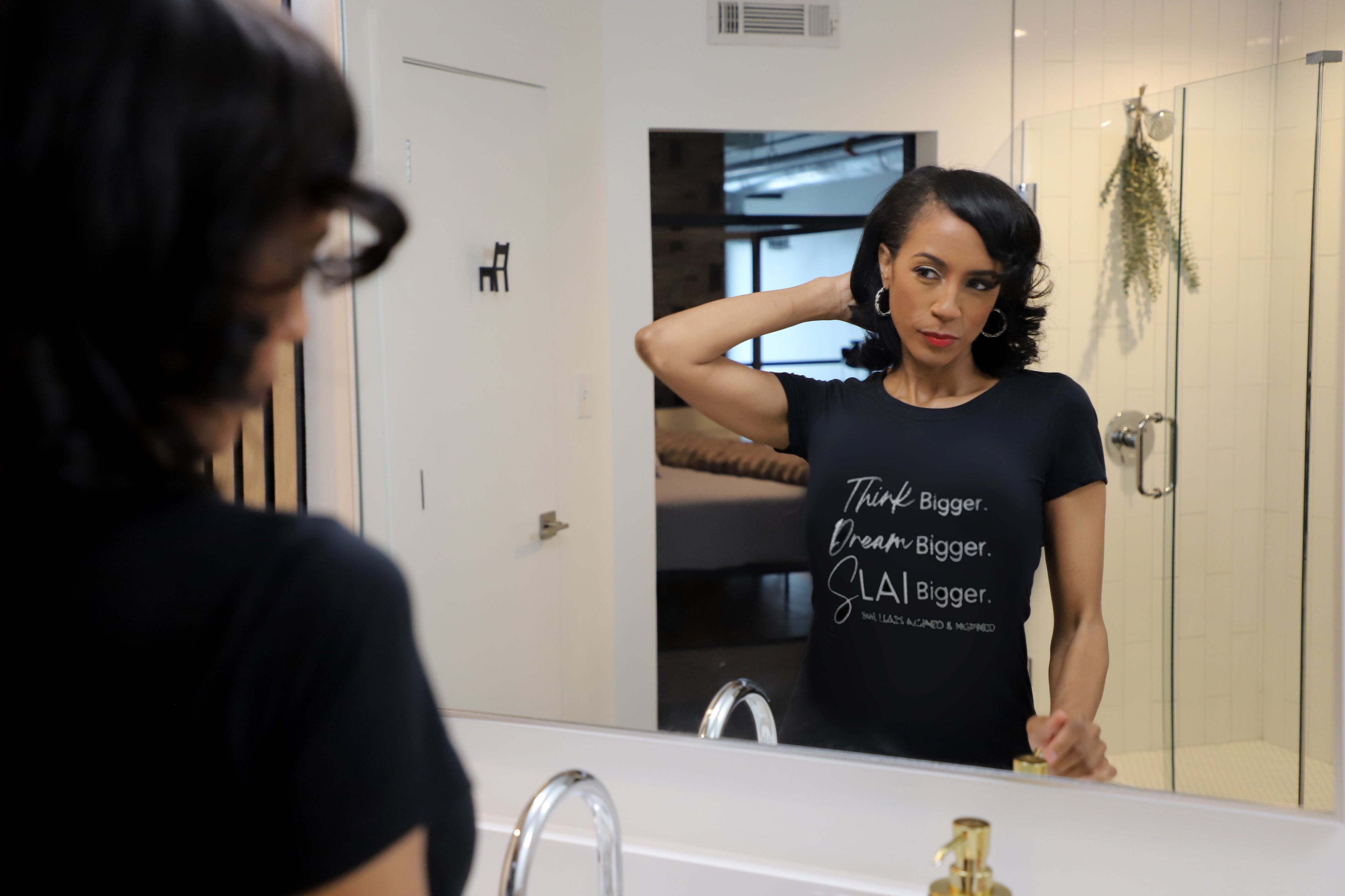 slider image slider_item_YhLYwB